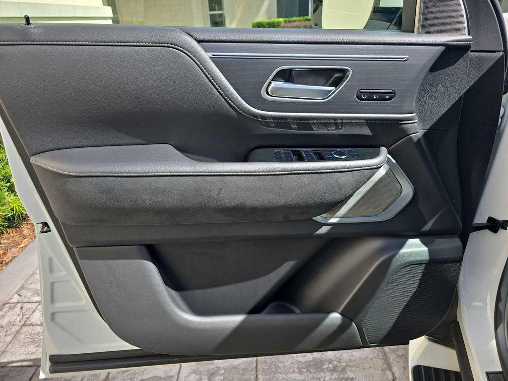 used 2025 INFINITI QX80 car, priced at $83,900