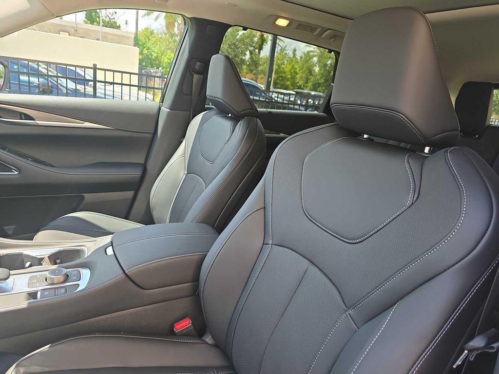 new 2026 INFINITI QX60 car, priced at $57,606