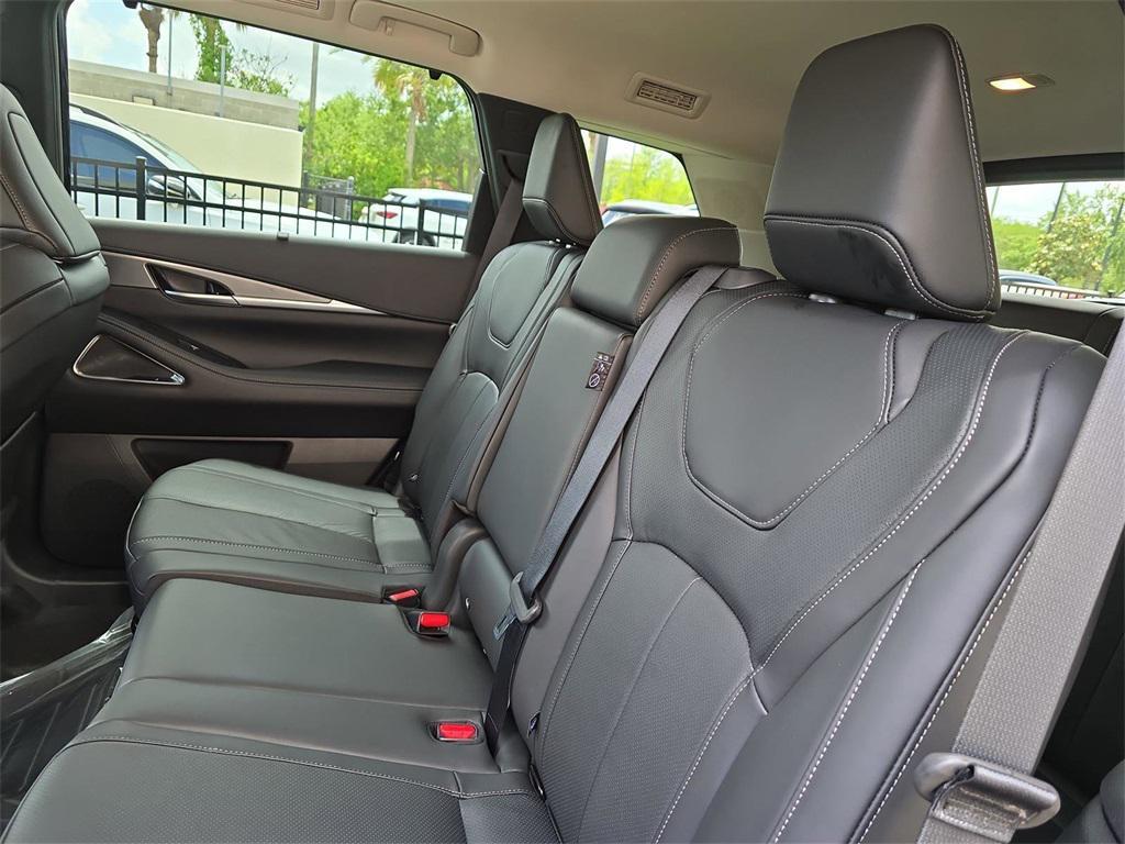 new 2025 INFINITI QX60 car, priced at $57,104