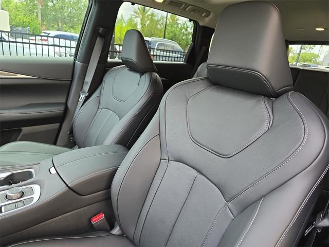 new 2025 INFINITI QX60 car, priced at $57,104