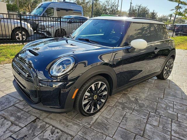 used 2022 MINI Hardtop car, priced at $18,503