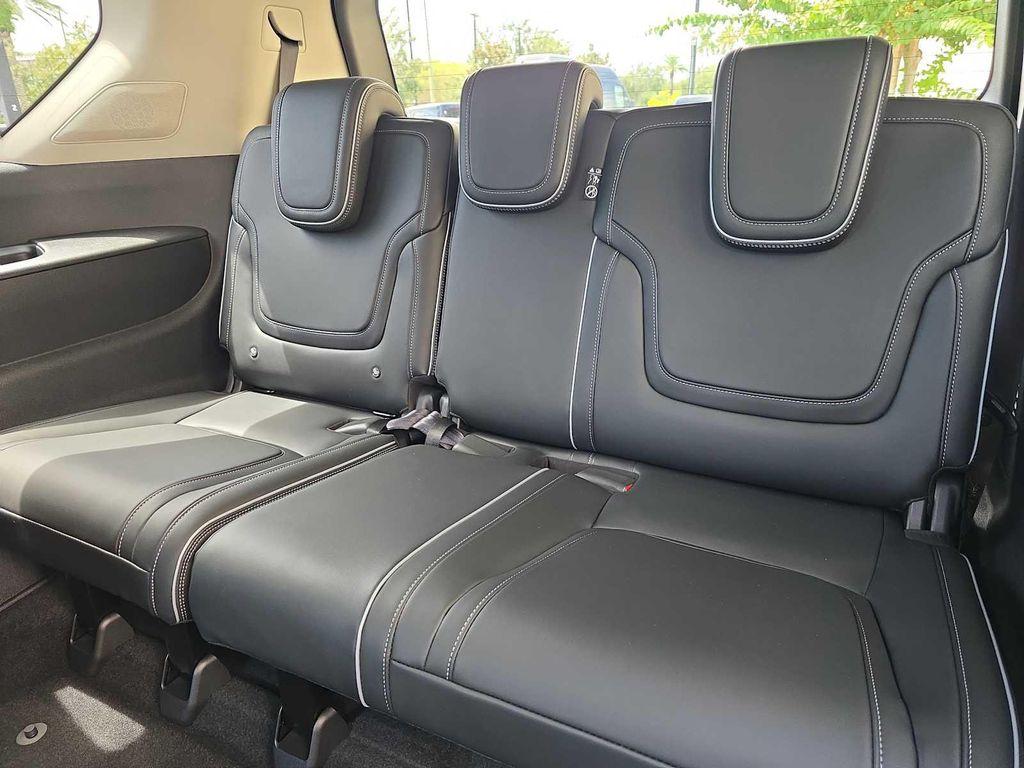 new 2026 INFINITI QX80 car, priced at $91,678