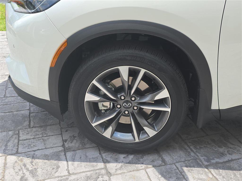 new 2025 INFINITI QX60 car, priced at $56,754