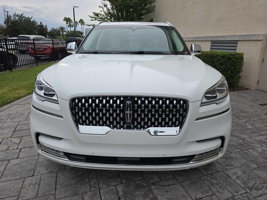 used 2020 Lincoln Aviator car, priced at $39,900