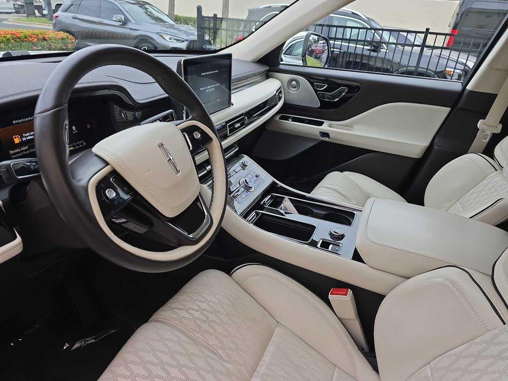 used 2020 Lincoln Aviator car, priced at $39,900
