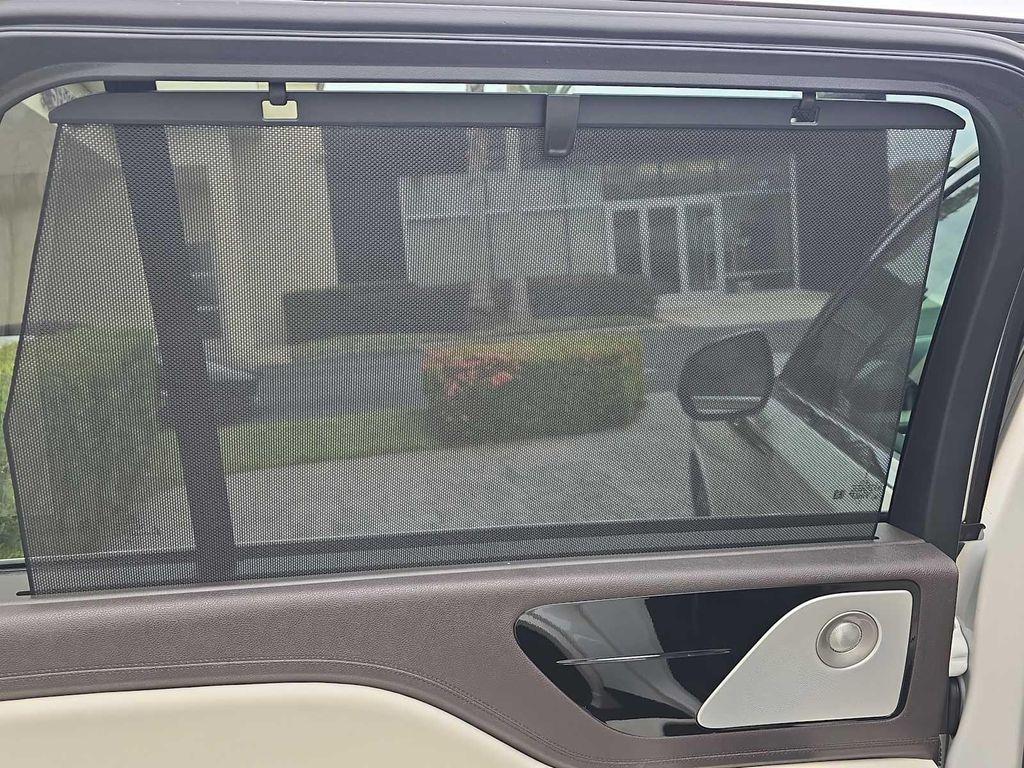 used 2020 Lincoln Aviator car, priced at $39,900