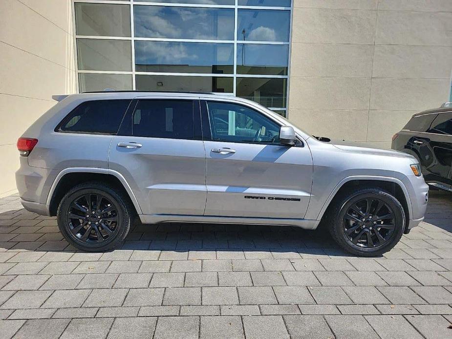 used 2017 Jeep Grand Cherokee car, priced at $18,999
