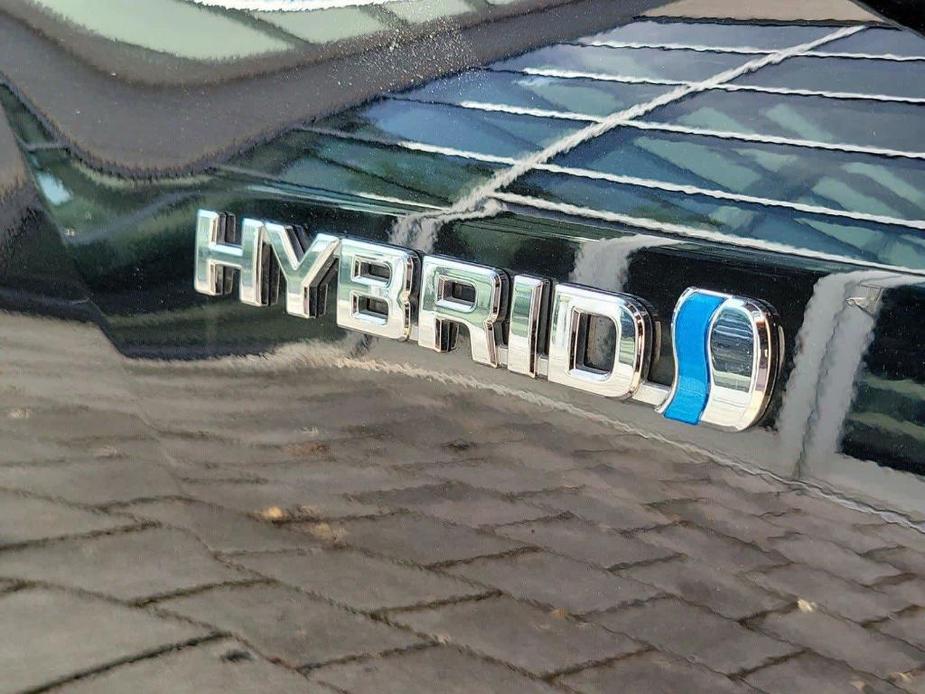 used 2021 Toyota Highlander Hybrid car, priced at $39,500