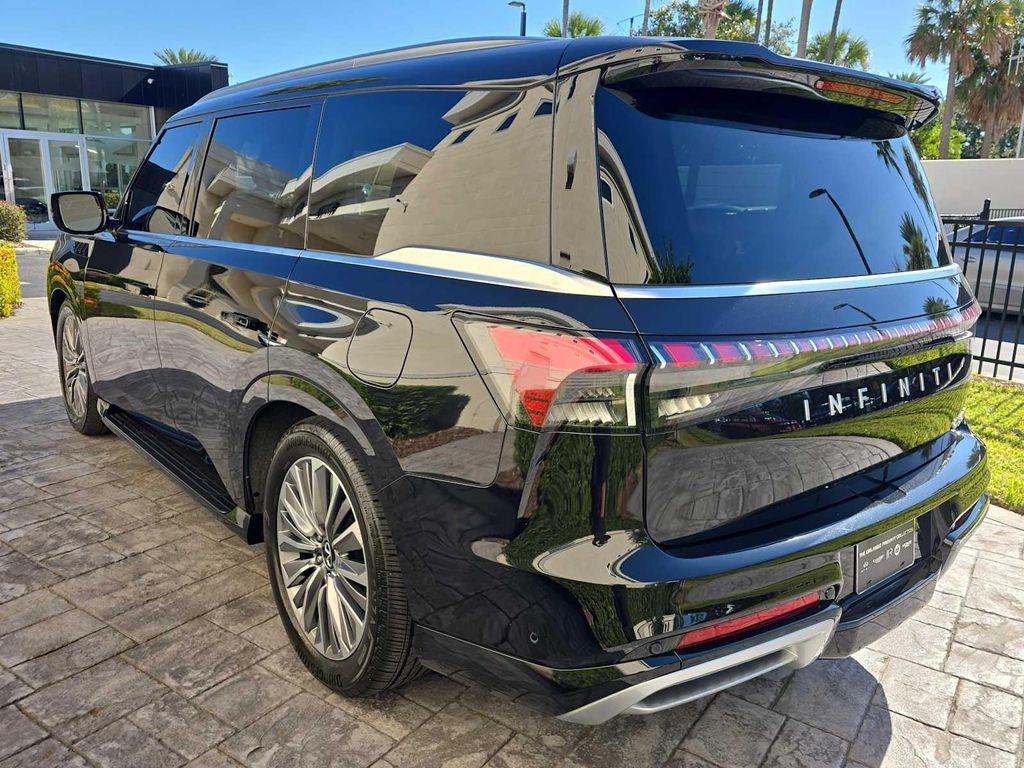 used 2025 INFINITI QX80 car, priced at $79,900
