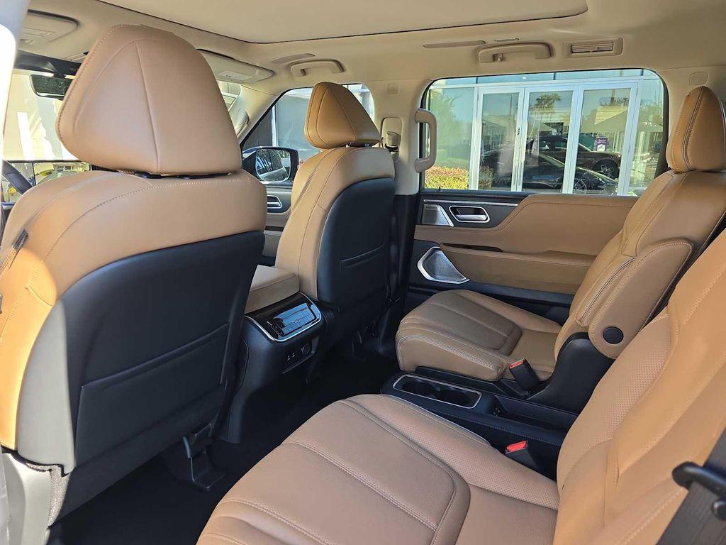 used 2025 INFINITI QX80 car, priced at $79,900