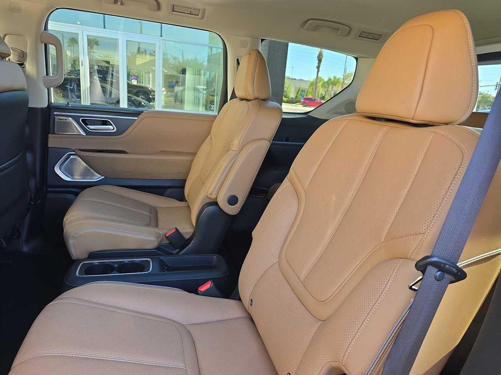 used 2025 INFINITI QX80 car, priced at $79,900