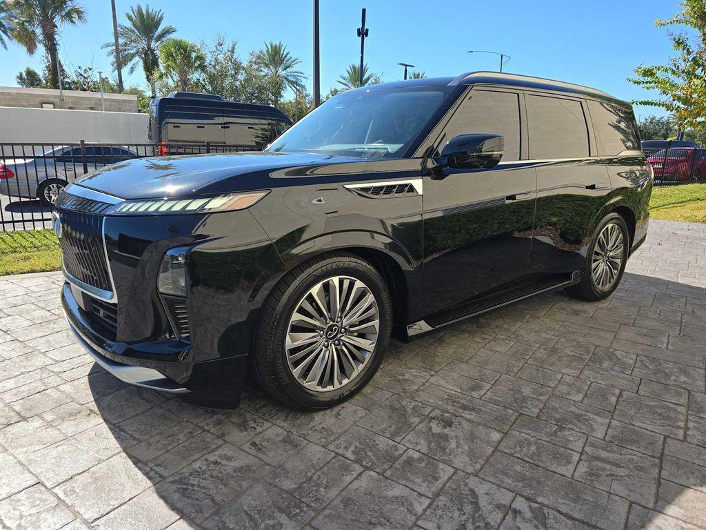 used 2025 INFINITI QX80 car, priced at $79,900