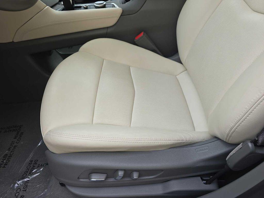 used 2024 Cadillac XT5 car, priced at $39,900