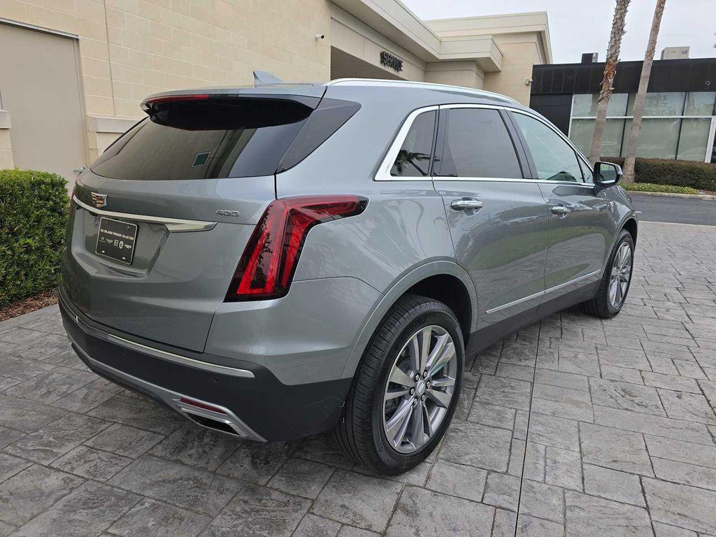 used 2024 Cadillac XT5 car, priced at $39,900