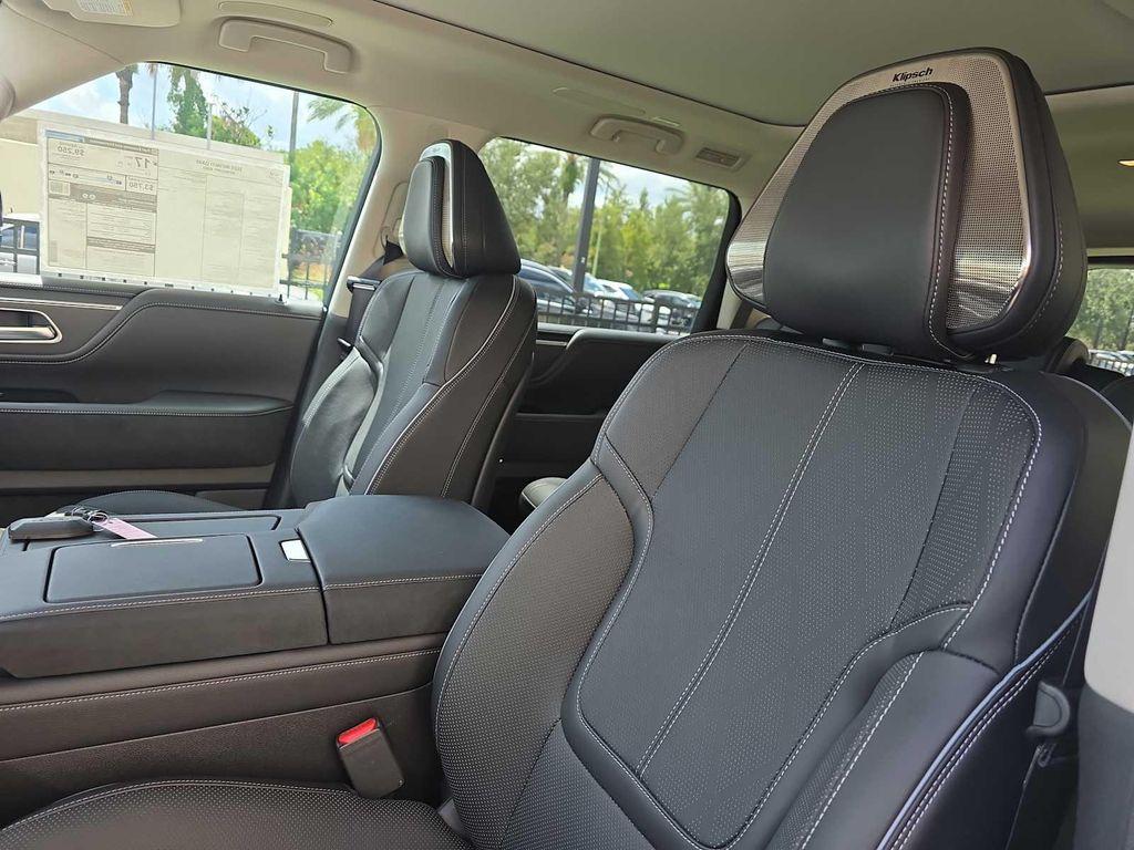 new 2025 INFINITI QX80 car, priced at $82,845
