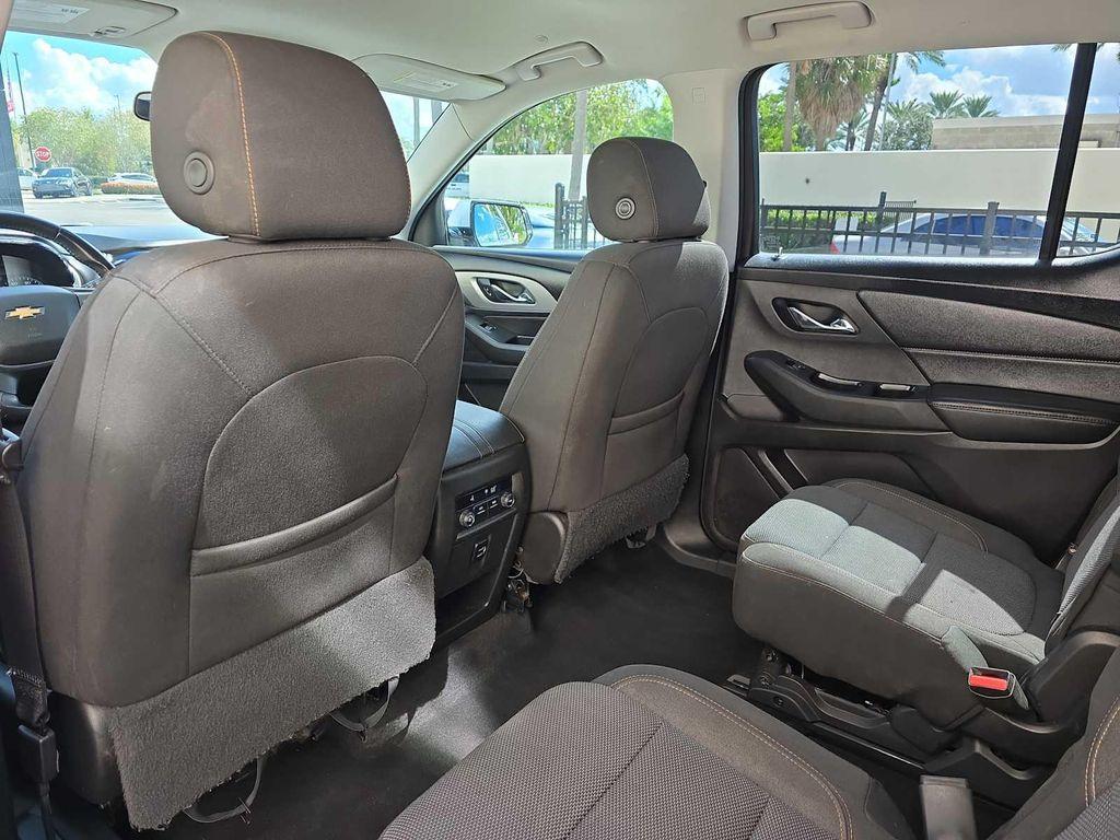 used 2018 Chevrolet Traverse car, priced at $7,900