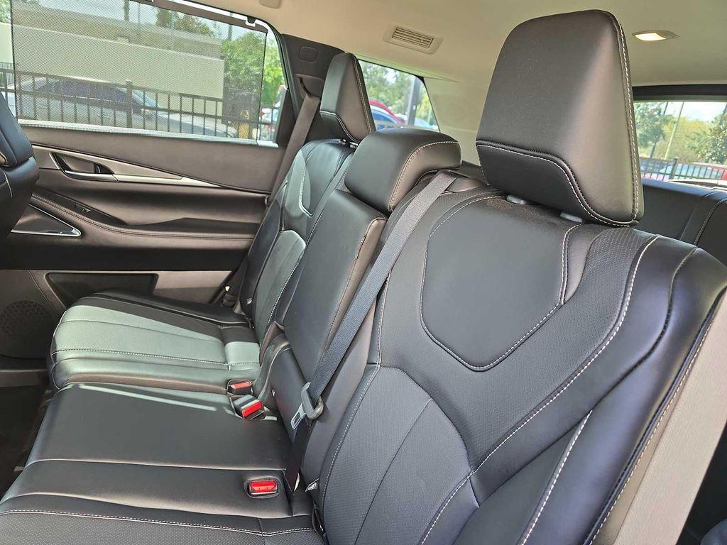 used 2024 INFINITI QX60 car, priced at $38,900