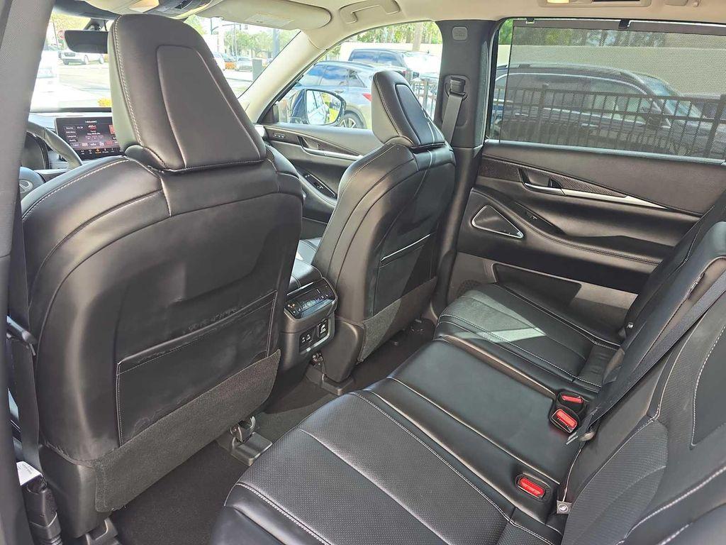 used 2025 INFINITI QX60 car, priced at $46,700