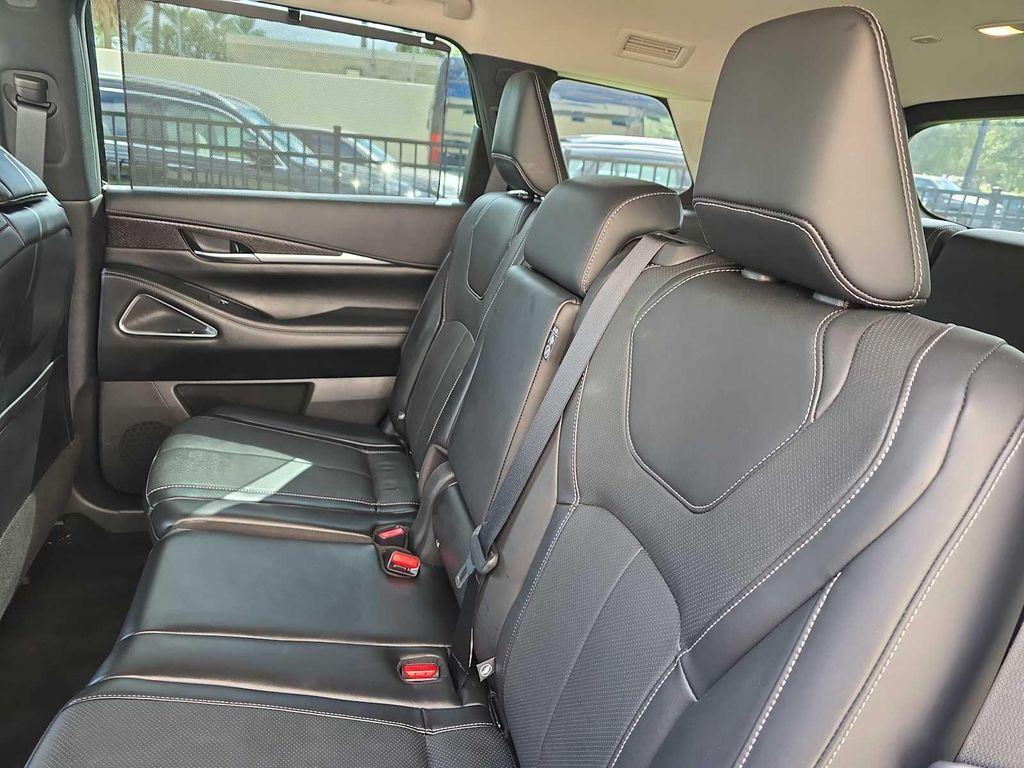 used 2025 INFINITI QX60 car, priced at $46,700