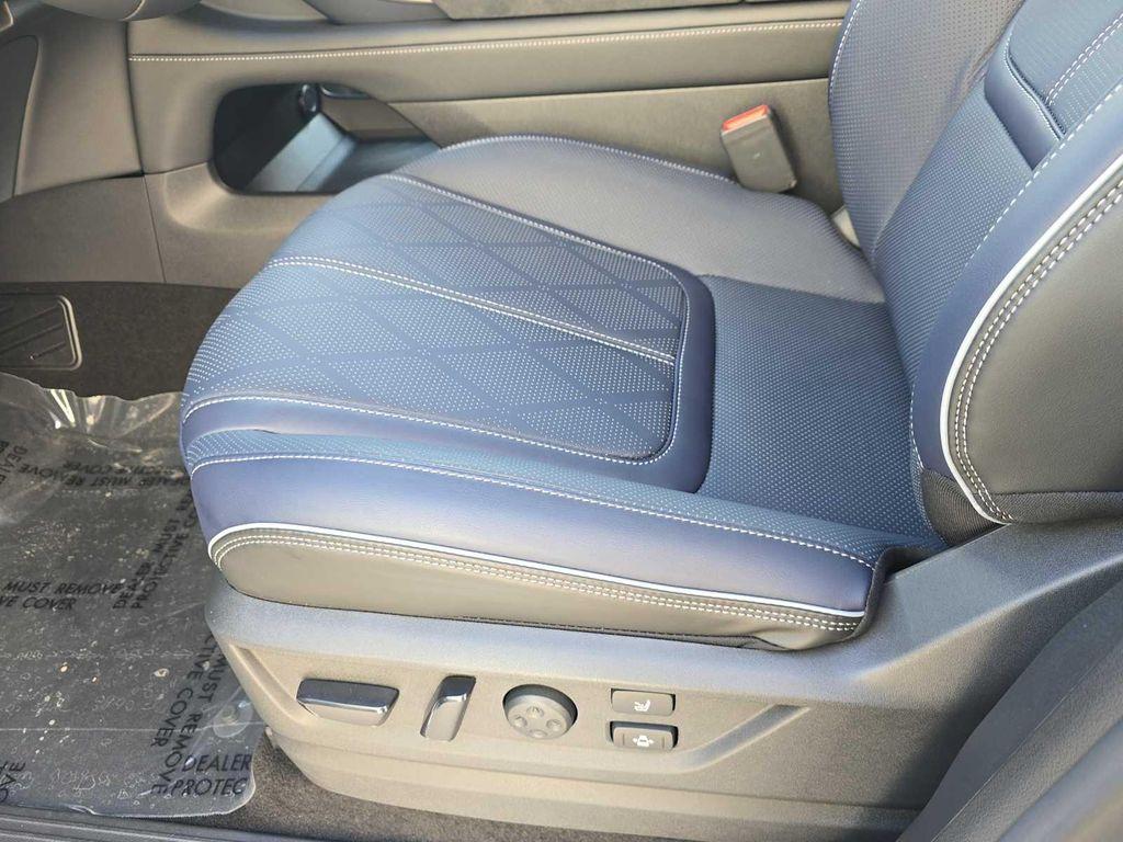 new 2026 INFINITI QX80 car, priced at $106,525