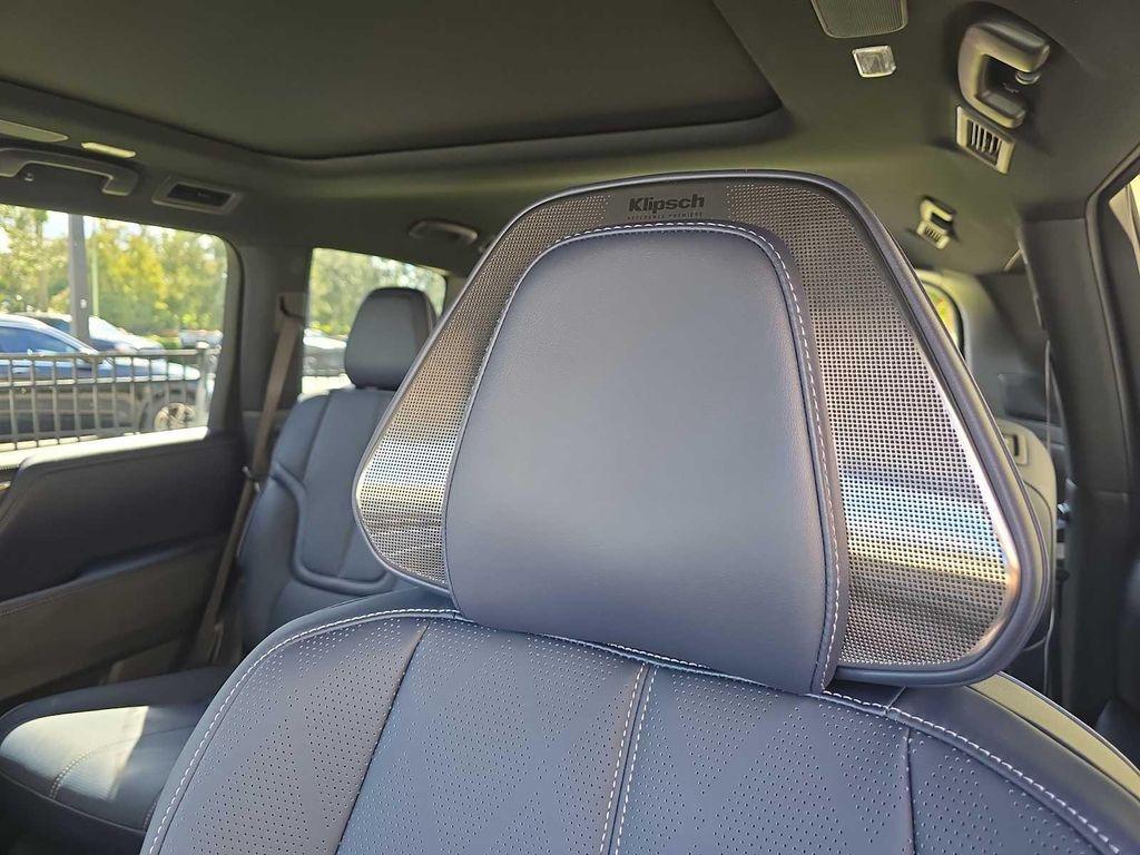 new 2026 INFINITI QX80 car, priced at $106,525