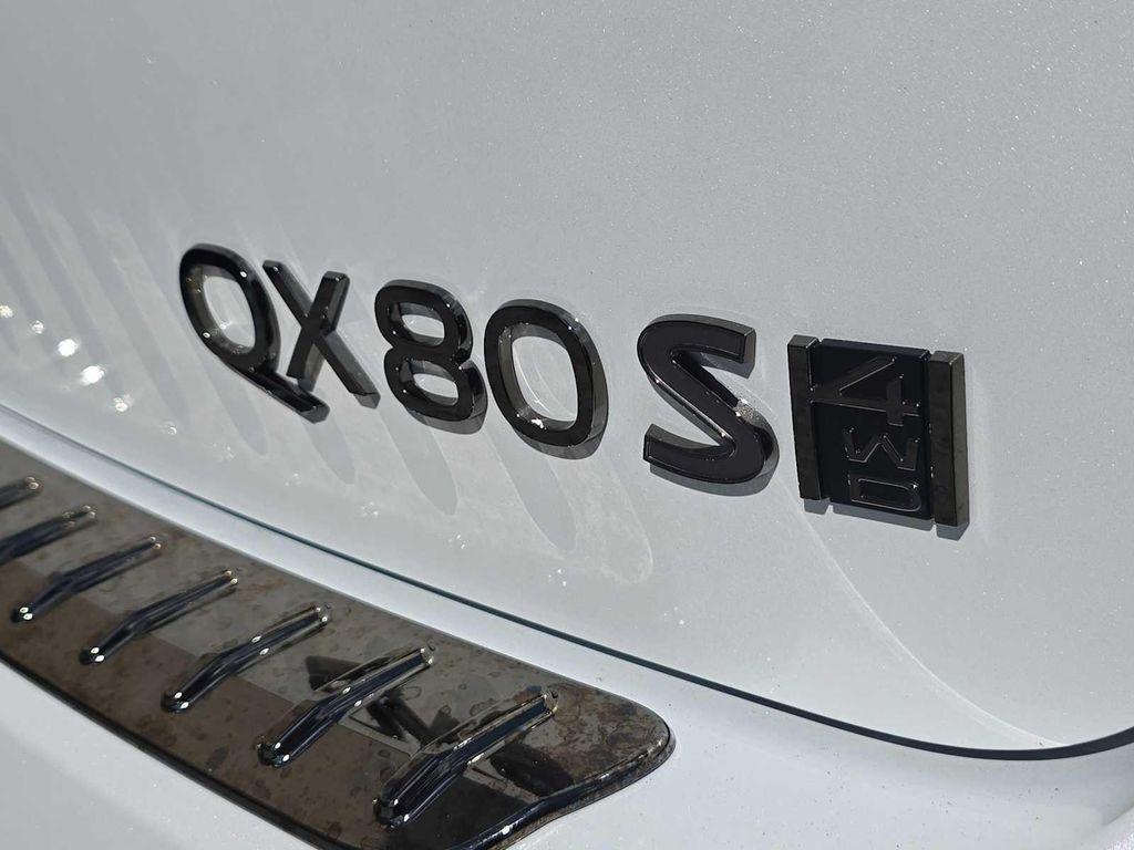 new 2026 INFINITI QX80 car, priced at $106,525