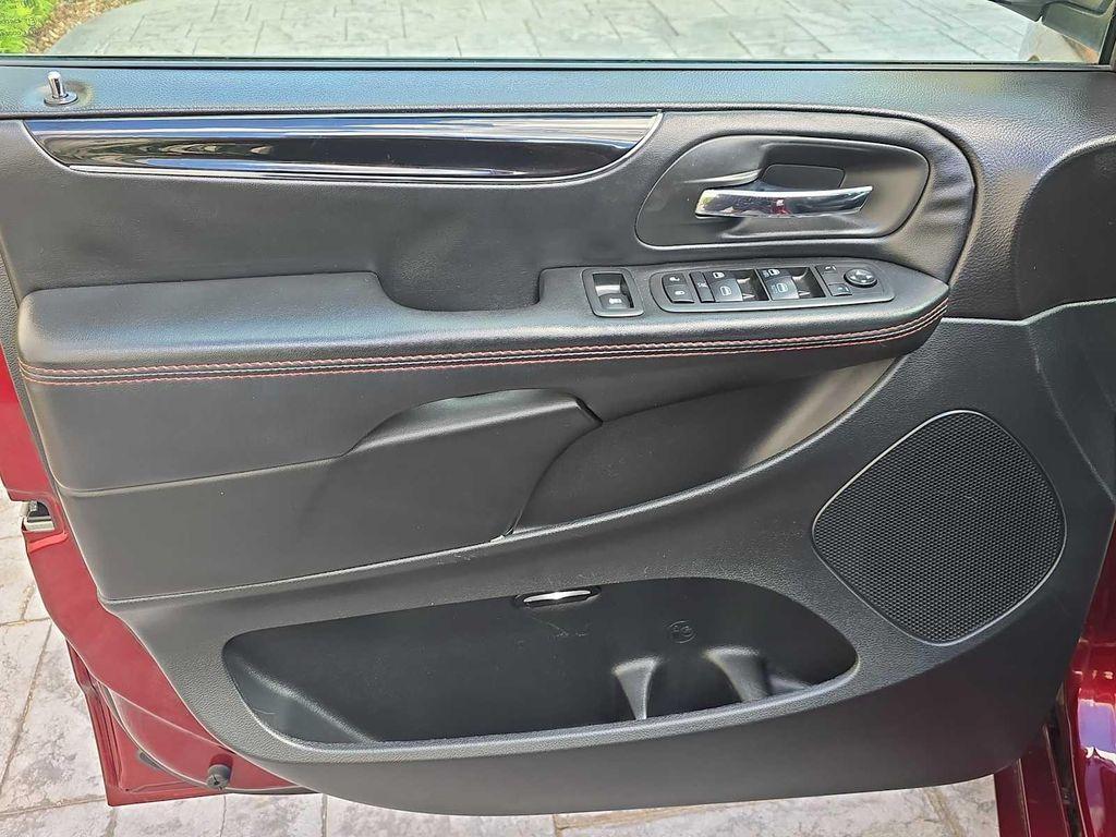 used 2018 Dodge Grand Caravan car, priced at $6,900