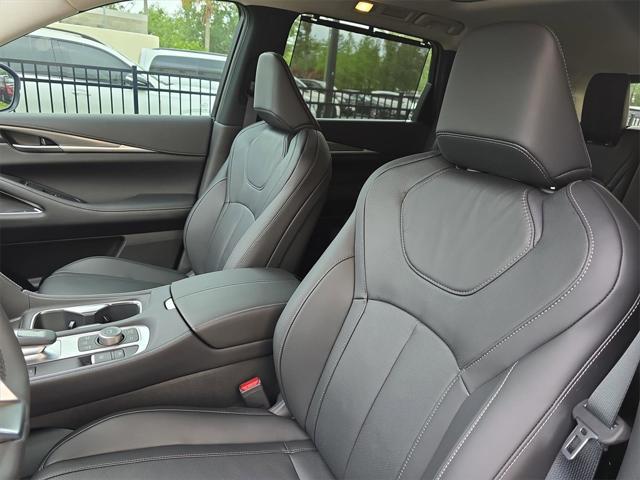 new 2025 INFINITI QX60 car, priced at $59,080