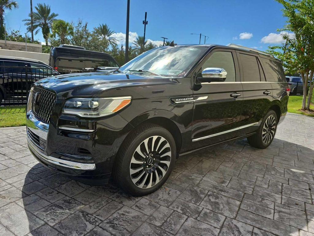 used 2022 Lincoln Navigator car, priced at $56,700