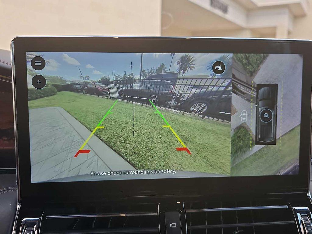 used 2022 Lincoln Navigator car, priced at $56,700