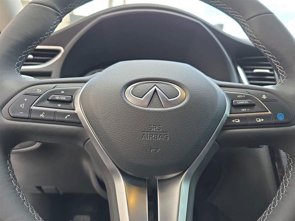 new 2025 INFINITI QX50 car, priced at $41,270
