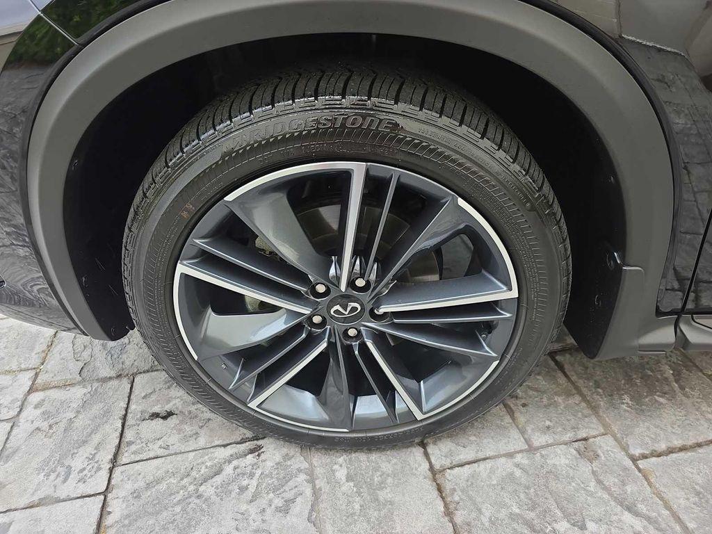 used 2025 INFINITI QX50 car, priced at $41,500