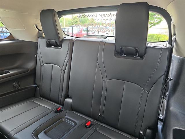 used 2025 INFINITI QX60 car, priced at $42,647