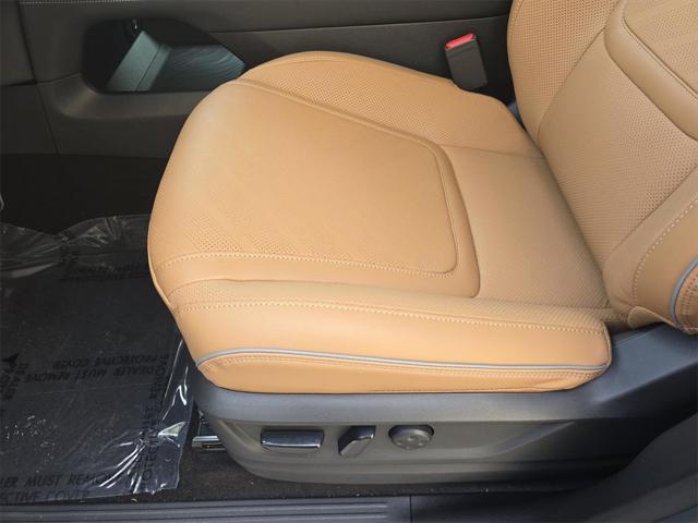 new 2025 INFINITI QX80 car, priced at $92,380
