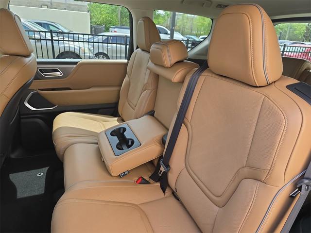new 2025 INFINITI QX80 car, priced at $92,380