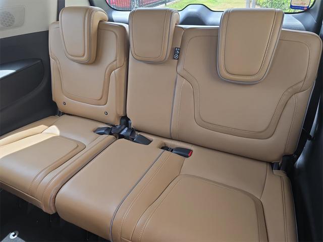 new 2025 INFINITI QX80 car, priced at $92,380