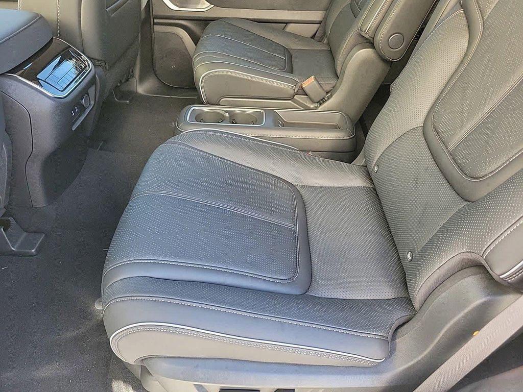 new 2025 INFINITI QX80 car, priced at $85,840