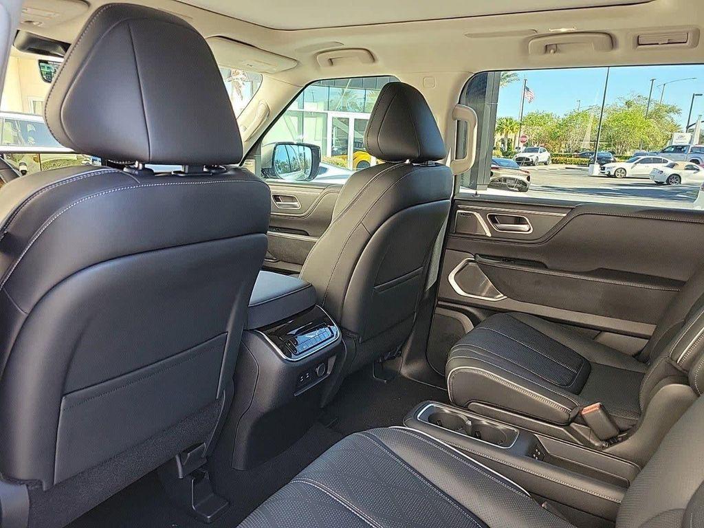 new 2025 INFINITI QX80 car, priced at $85,840