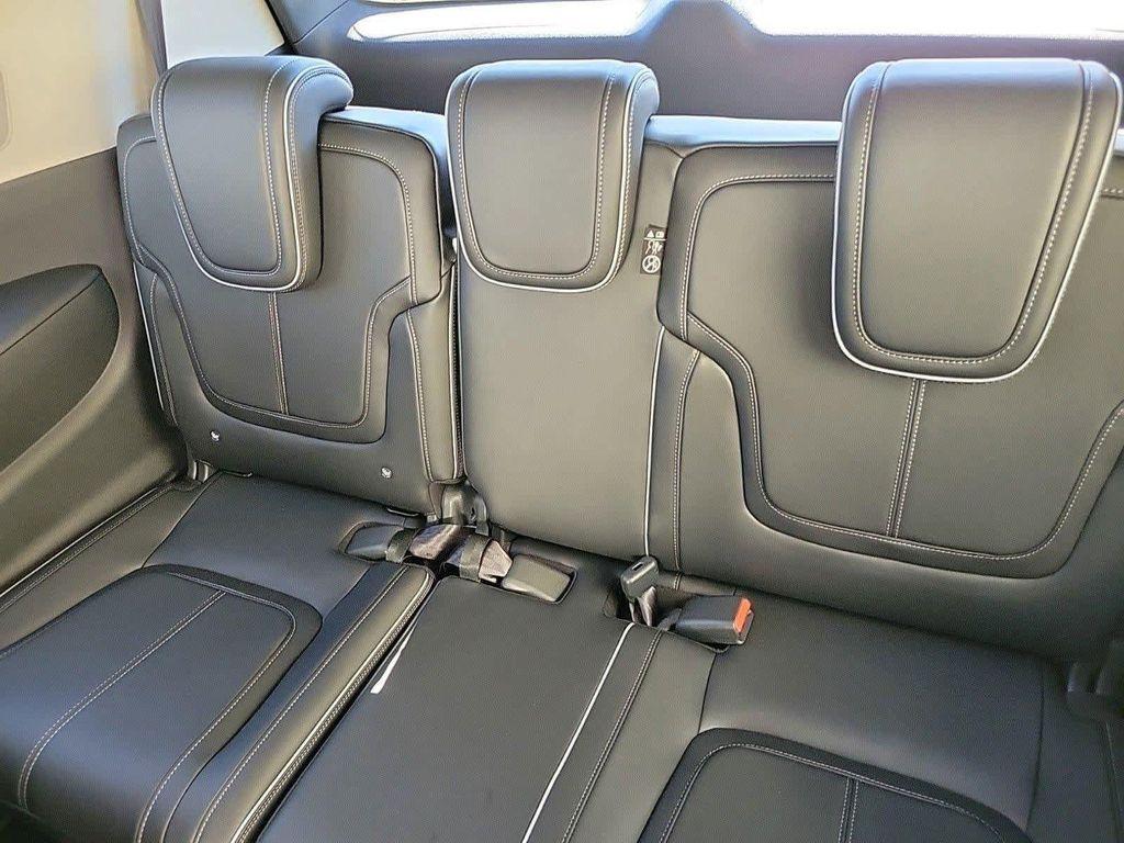new 2025 INFINITI QX80 car, priced at $85,840
