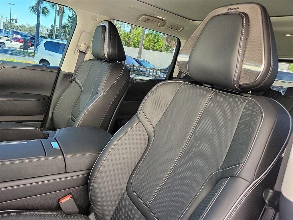 new 2025 INFINITI QX80 car, priced at $101,800