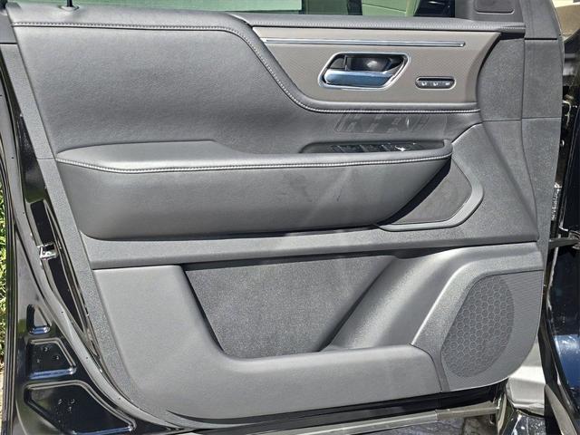 new 2025 INFINITI QX80 car, priced at $81,790