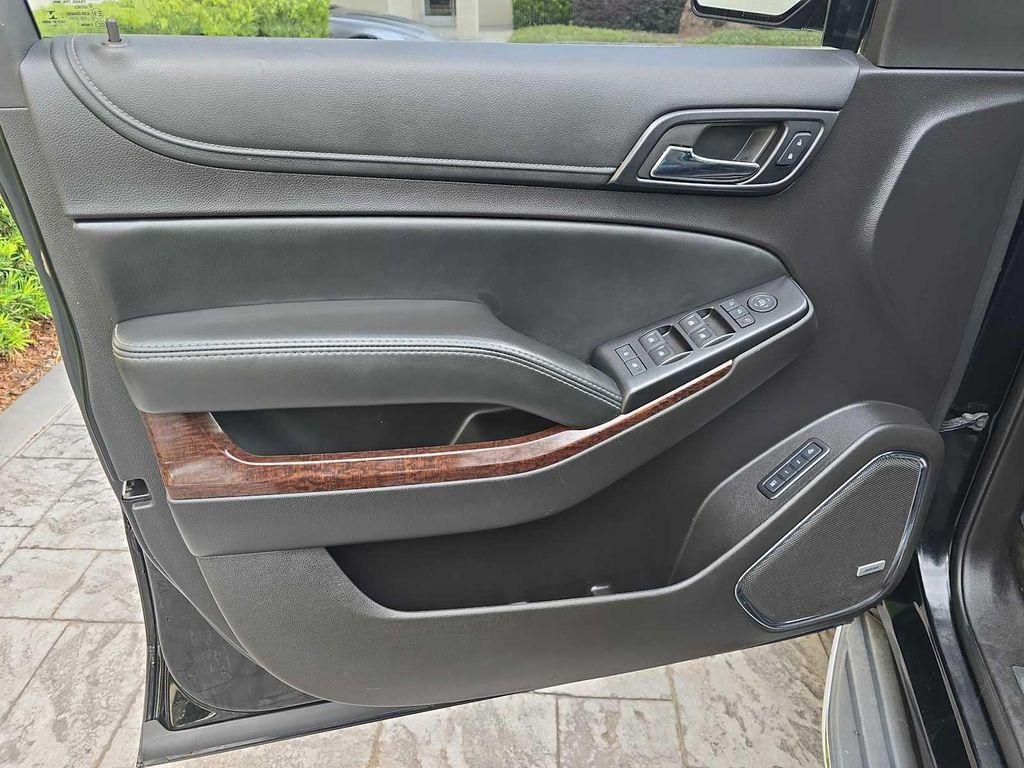 used 2016 GMC Yukon XL car, priced at $11,700