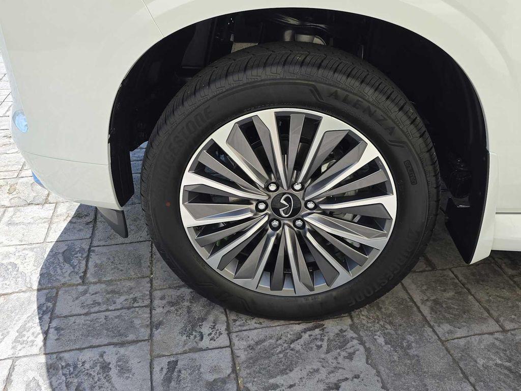 new 2026 INFINITI QX80 car, priced at $94,567