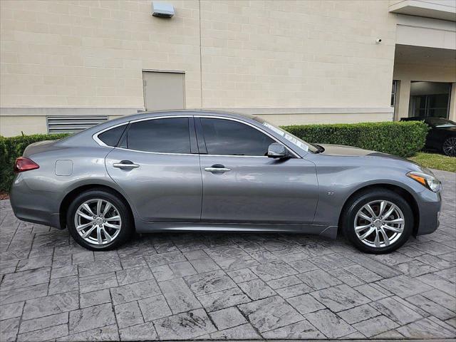 used 2015 INFINITI Q70 car, priced at $15,900