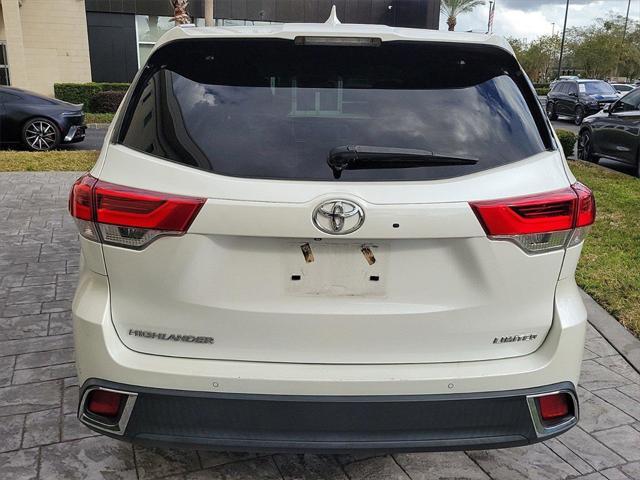 used 2019 Toyota Highlander car, priced at $27,450