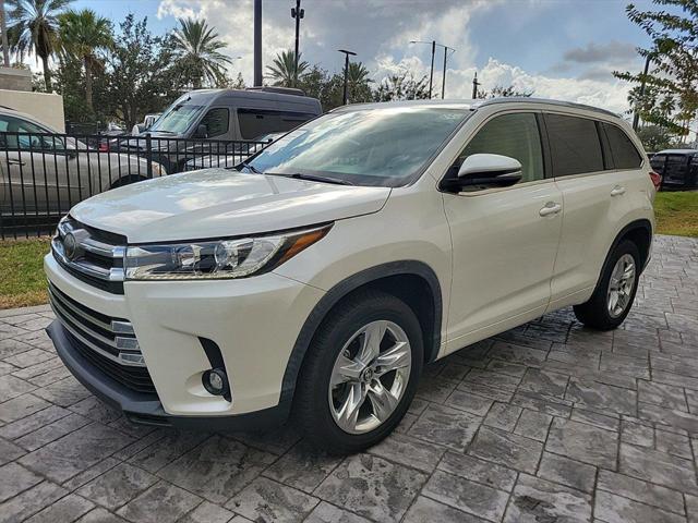 used 2019 Toyota Highlander car, priced at $27,450