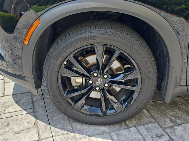 used 2025 INFINITI QX60 car, priced at $50,240