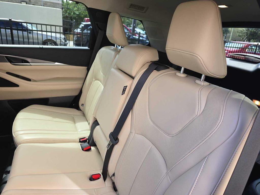 used 2023 INFINITI QX60 car, priced at $33,900