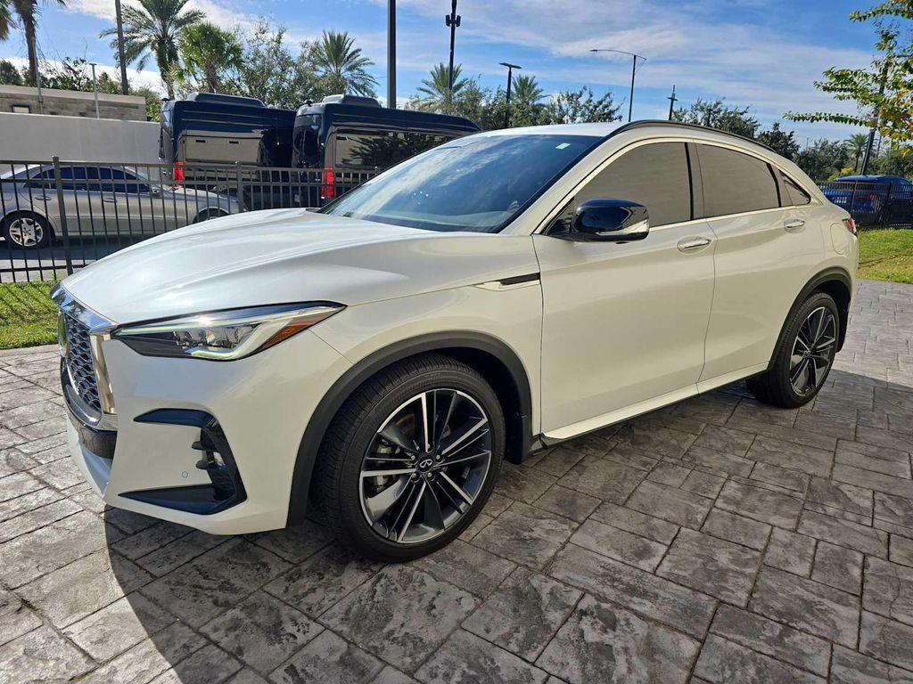 used 2025 INFINITI QX55 car, priced at $39,900