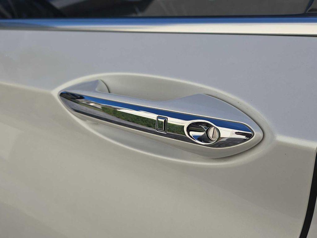 used 2025 INFINITI QX55 car, priced at $39,900